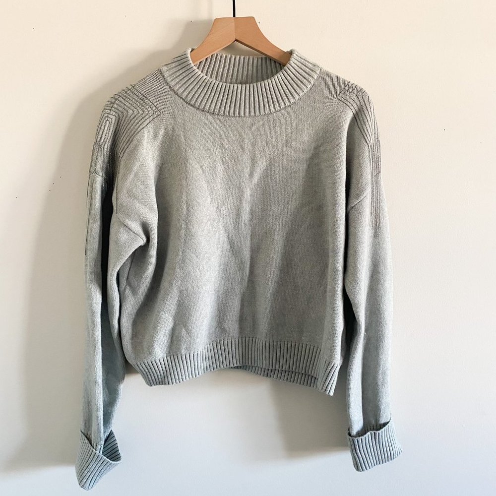 Wildfox Sympatico Sage Green Knit Sweater Size M | Fringe Shoulder Crewneck